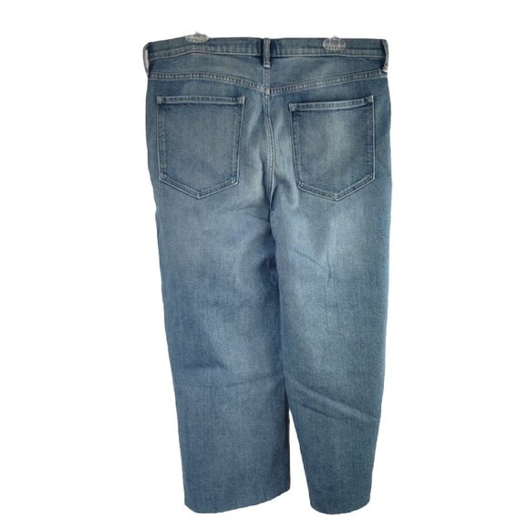 NWT - Banana Republic Wide Leg Jeans - Picture 3 of 6